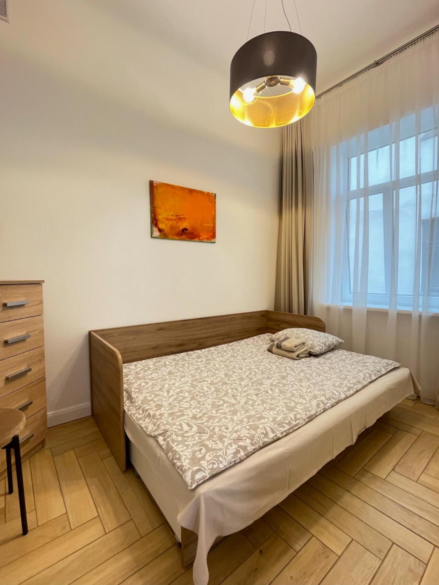 Picturesque Old Town Apartment With Charming Balcony Kaunas Exterior photo